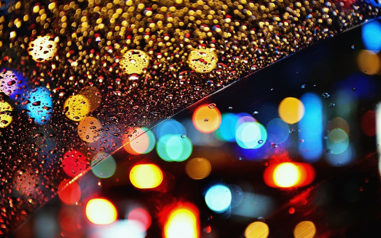 rain on windscreen
