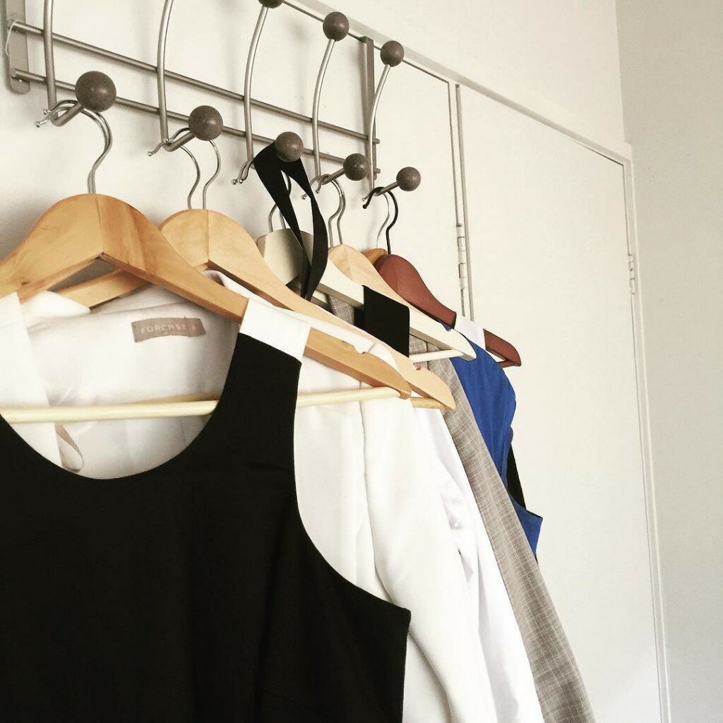 Haven_t_started_at_a_new_workplace_for_2.5_years._This_is_how_I_deal_with_the_anxiety.__side_note_my_clothes_are_so_monochrome____everydaystyle