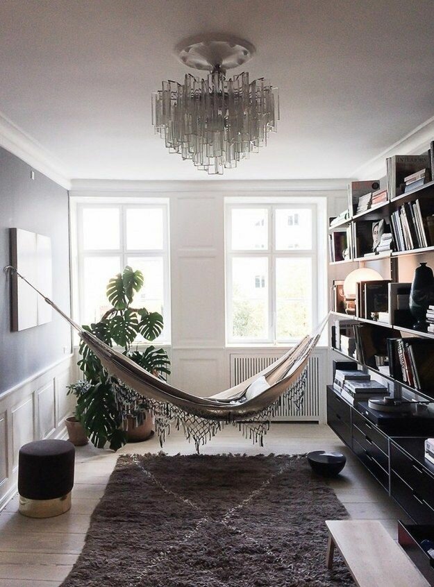 minimalist room